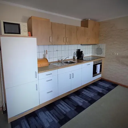 Unglert Apartment